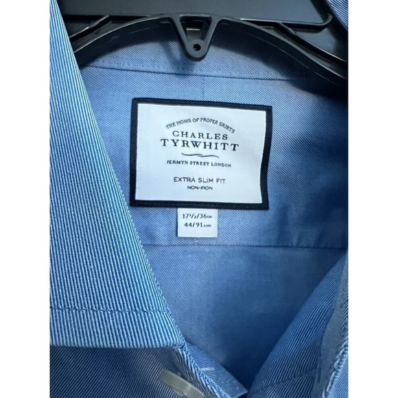 Charles Tyrwhitt Dress Shirt 17.5 36 Classic Fit Non Iron Blue Long Sleeve Mens - Picture 2 of 11